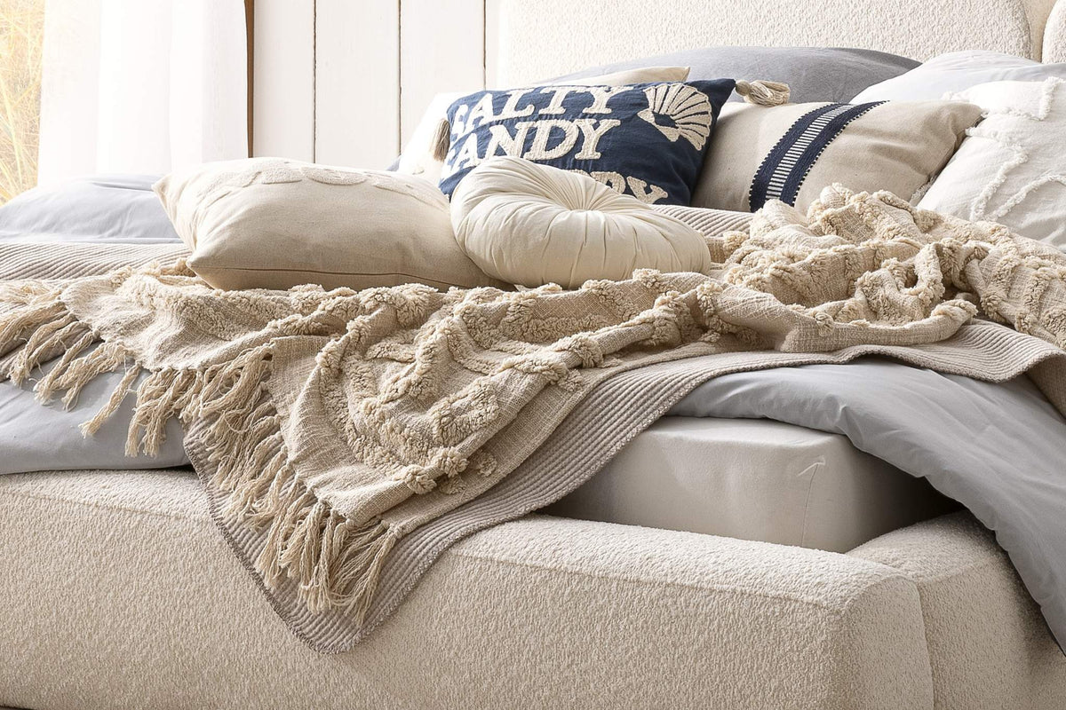 Done.® INDAH TAMANI Wohndecke 130x170cm Beige – Ansicht 3