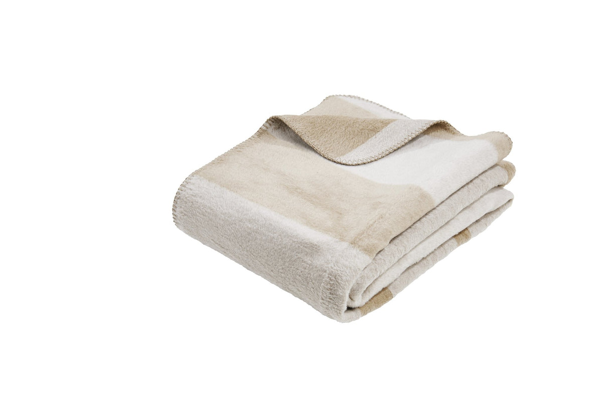 Done.® KUSCHELZONE Wohndecke 150x200cm Beige – Ansicht 3